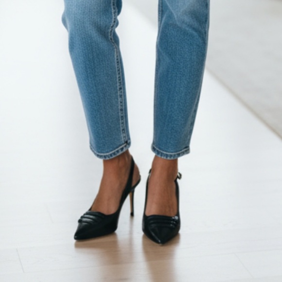 Dolce & Gabbana Black Heels with Slingback Design and Open Toe - Picture 7 of 8